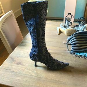 Lavender and black boot with sparkle